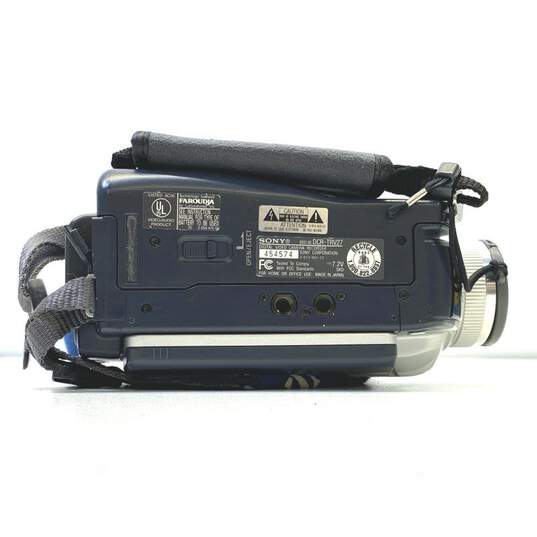 Sony Handycam DCR-TRV27 MiniDV Camcorder image number 5
