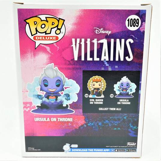 Funko Pop! Deluxe 1089 Disney Villains - Ursula on Throne image number 4