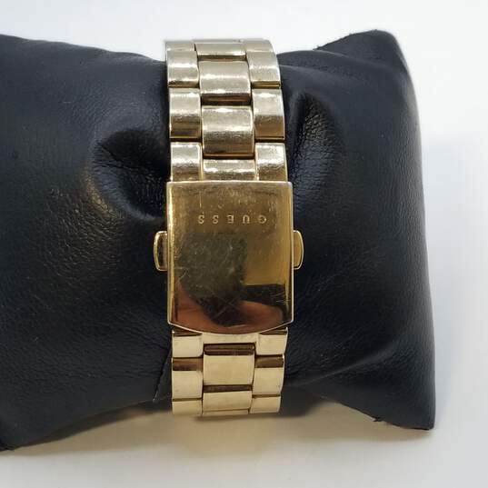 Guess 34mm Case Vintage Design Gold Tone, Crystal Bezel, MOP Dial Lady's Quartz Watch image number 3