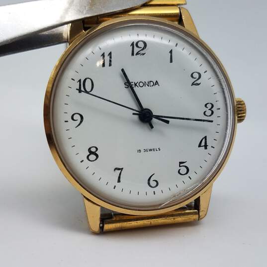 Sekonda 645 19 Jewels 33mm Mechanical Wind Analog Vintage Watch 65g image number 1
