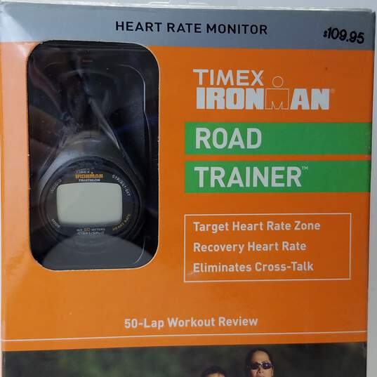 Bundle of 3 Assorted Heart Monitor Smart Watches image number 2
