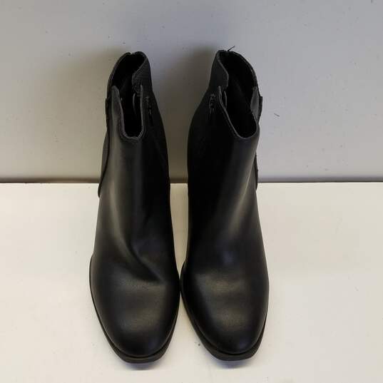 Sun + Stone Graceyy Side Zip Boots Black 6.5 image number 6