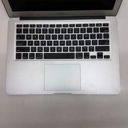 2015 MacBook Air 13in Laptop Intel i5-5250U CPU 4GB RAM 128GB HDD alternative image