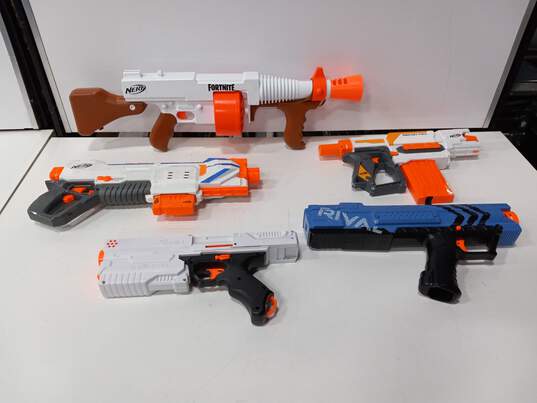 Bundle of Five Assorted Nerf Blasters image number 1