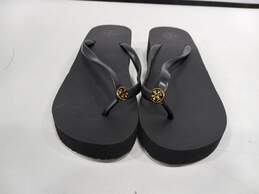 Tory Burch Thong Sandals Size 7M alternative image