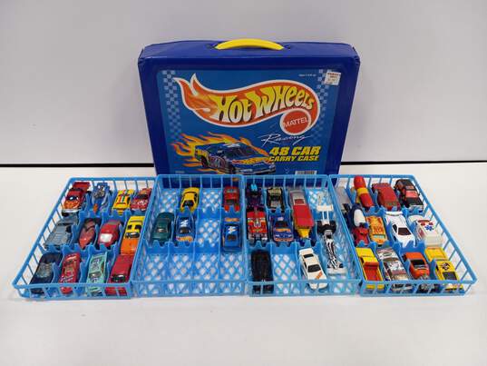 Lot of Hot Wheels Toy Cars image number 2