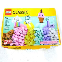Assorted LEGO Sealed Sets 11028 Classic Pastel DOTS 30411 Friends 10785 Gabby's alternative image