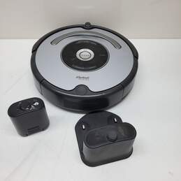 iRobot Roomba Model 655 Pet Series Robotic Vacuum