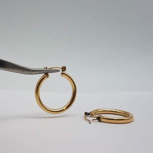 14k Gold 1 Inch 3mm Tubular Hoop Earring 2.4g image number 3