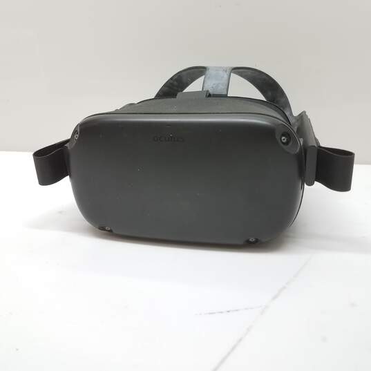 Meta Oculus Quest VR Headset ONLY Black image number 1