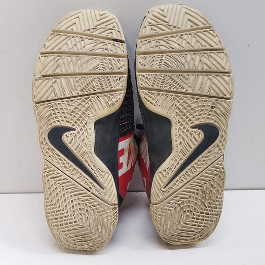 Nike Team Hustle Quick Youth Shoes Boys Size 2.5Y image number 5