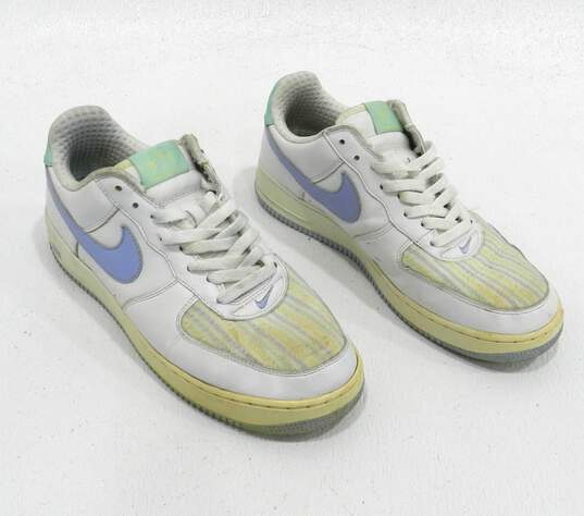 Nike Air Force 1 Premium Seersucker Men's Shoes Size 10.5 image number 1