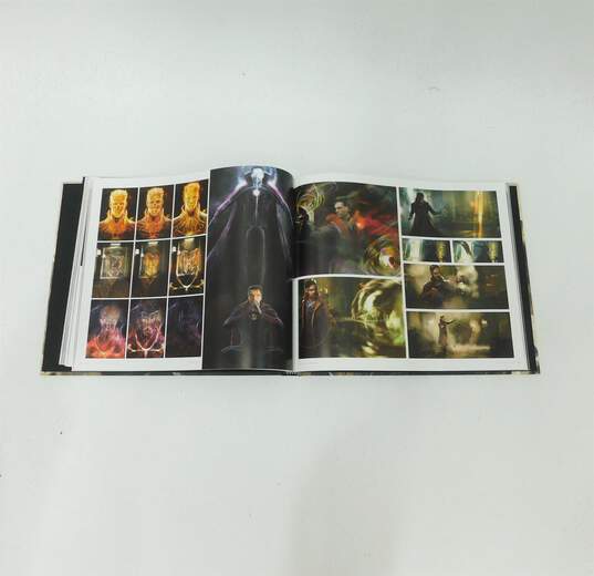 The Road To Avengers: Infinity War - The Art of the Marvel Universe Artbook image number 5
