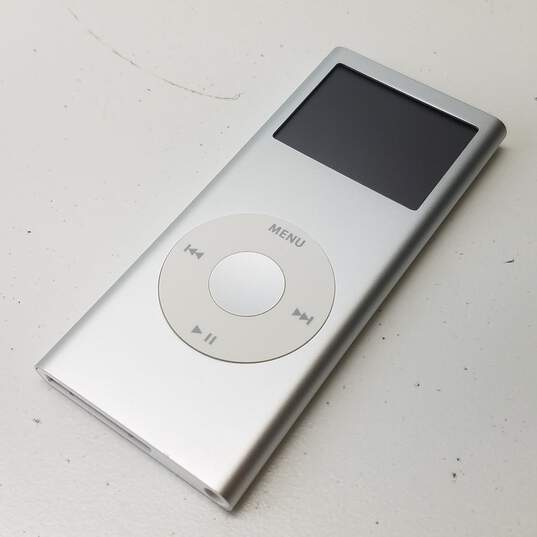 Apple iPod Nano (2nd Generation) - Silver (A1199) image number 7