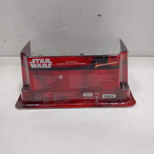 Set of Assorted Star Wars Figurine In Original Sealed Packaging image number 2