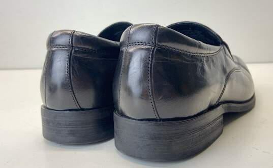Express Black Loafer Dress Shoe Men 7 image number 5