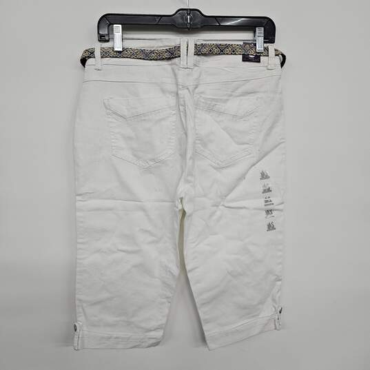 White Cropped Capri's With Belt image number 2