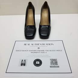 AUTHENTICATED Gucci Black Leather Square Toe Block Heels Size 6.5