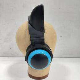 Brookstone Speaker Cat Ear Blue Headphones In Case alternative image
