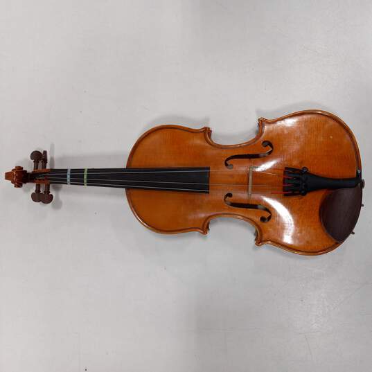 J. Yamaha 2005 Acoustic Violin Model V-5 w/ Bow & Case image number 2