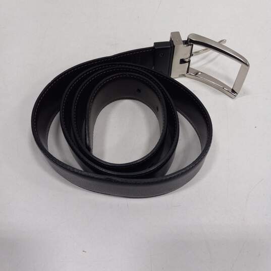 Docker's Men's Black Leather Belt Size 34/36 image number 1