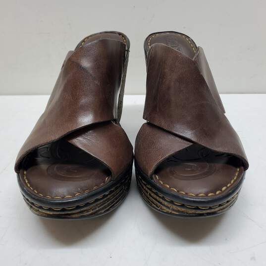 Born Handcrafted Footwear Brown Leather Wedge Heel Sandals Women's 7 image number 2