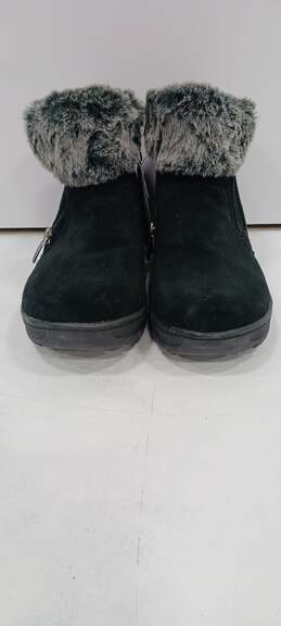 Khombu Women's Black Boots Size 8M