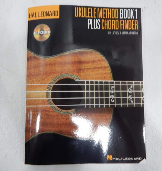 Hal Leonard Ukulele Starter Kit w Ukulele, Instructional Book and CDs image number 5