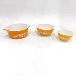 Vintage Pyrex Butterfly Gold 2.5 Qt. Casserole Dish & Mixing Bowls