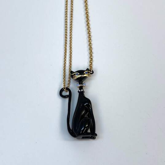 Designer Kate Spade Gold-Tone Link Chain Enamel Cat Pendant Necklace image number 2