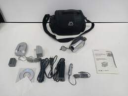 Sony Handycam DCR-DVD92 Camcorder w/ Accessories