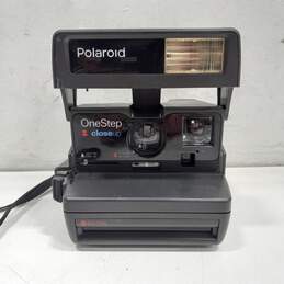 Vintage OneStep Closeup Polaroid Camera alternative image