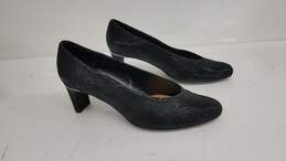 Vaneli Dayle Black Heels IOB Size 7.5W alternative image
