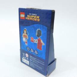 Lego DC Comics Super Heroes Wonder Woman LED Lite Key Chain Sealed alternative image