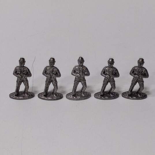 Bulk Lot of Assorted Iron Figurines image number 4
