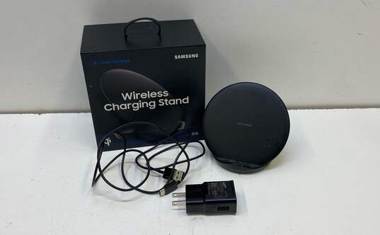 Samsung Fast Charge Wireless Charging Stand image number 1