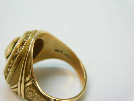 VNTG 10K Yellow Gold Onyx 'IYOB FILIAE' Mason Ring 7.7g image number 6