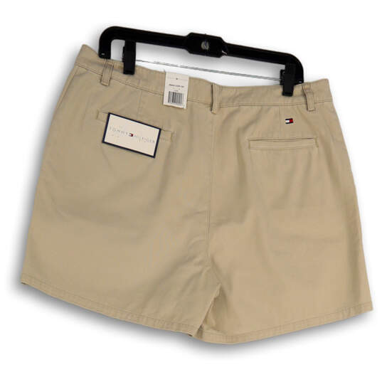 NWT Mens Beige Flat Front Slash Pocket Stretch Classic Chino Shorts Size 16 image number 2