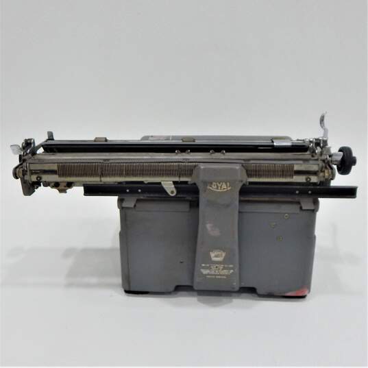 Vintage Royal KMG Desktop Typewriter image number 3