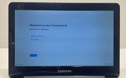 Samsung Chromebook 3 XE500C13-K04US 11.6" Intel Celeron alternative image