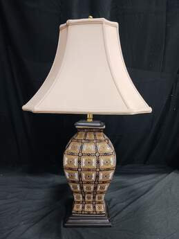 Vtg. Oriental Accent Porcelain Table Lamp