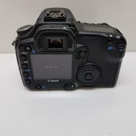 Canon EOS 30D 8.2MP Digital SLR Camera - Black (Body Only) with Changer image number 3