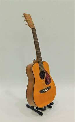 Yamaha Brand FG-Junior/JR1 Model 1/2 Size Wooden 6-String Acoustic Guitar alternative image