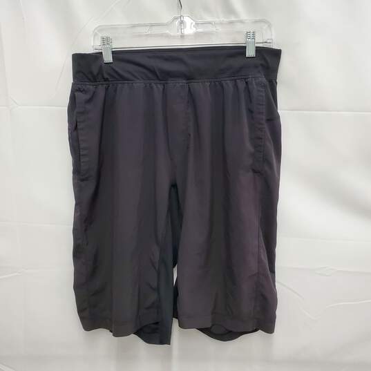 Lululemon Men's Athletica Black Pocket Elastic Band Shorts Size L image number 1