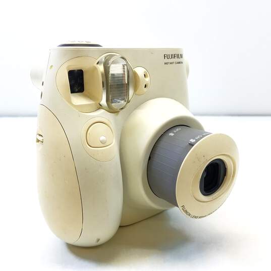 Fujifilm Instax Mini 7s Instant Camera image number 1