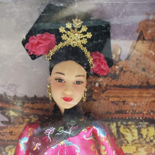 Mattel Dolls of the World Princess of China Barbie Doll 2001 IOB image number 3