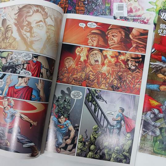 Bundle Of 9 Assorted Superman Comic Books image number 5