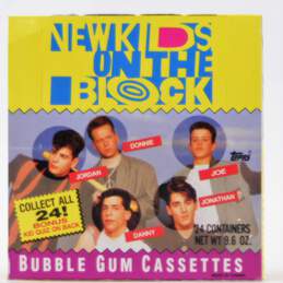 VTG 1990 Topps New Kids On The Black Bubble Gum Candy Cassettes SEALED In Open Box alternative image