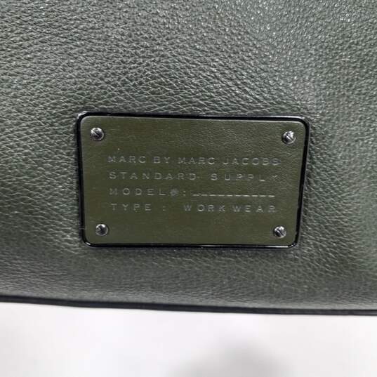 Marc Jacobs Green Pebble Leather Hobo Bag image number 2