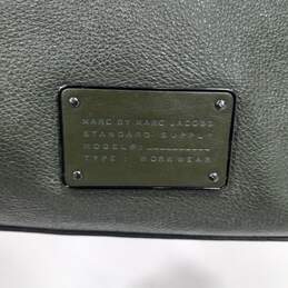 Marc Jacobs Green Pebble Leather Hobo Bag alternative image